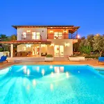 Zeytin Agaci, Peninsula *