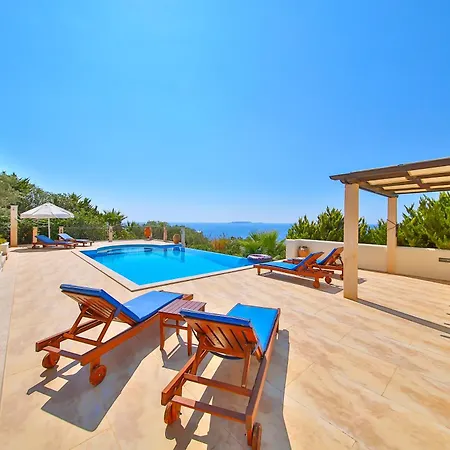 Zeytin Agaci, Peninsula 카스