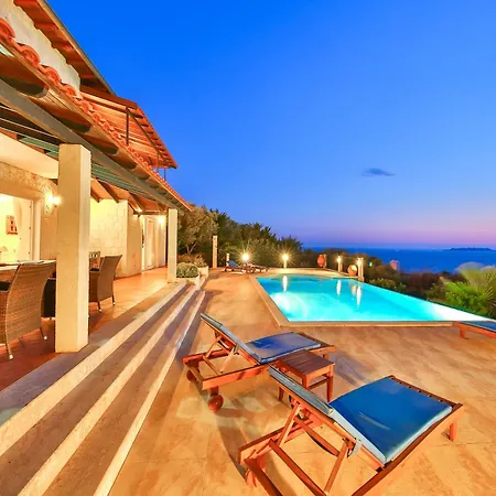 Zeytin Agaci, Peninsula *